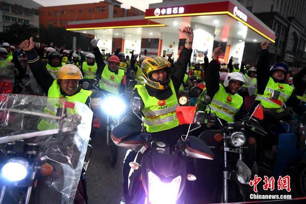 瞧不起韩国人画的高达?那你可能误解很深了_CN2 CRM服务器