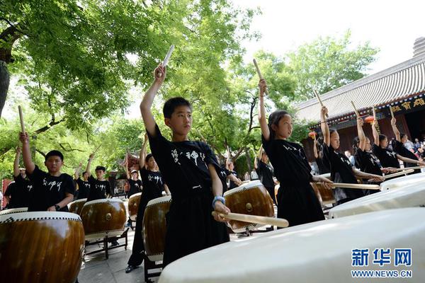 郭台铭赴美将见特朗普 网友:告诉他民进党有多烂_云服务器提供商