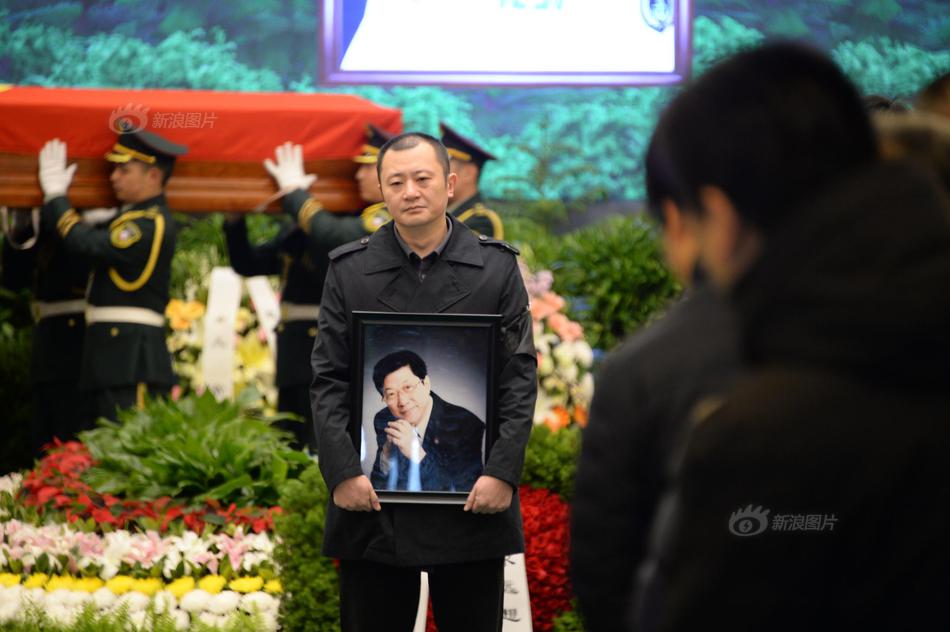 .KIM域名续费一年多少钱_CN2服务器访问稳定