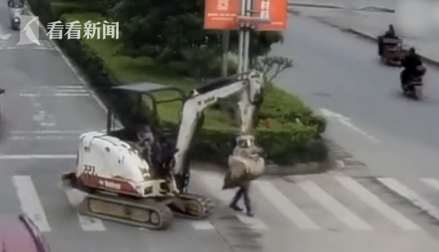 这十款冷色球鞋别错过