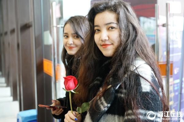 和董明珠公开“宣战”，结果自家利润跌1109%，“甩锅”给大环境_云电脑手机做任务