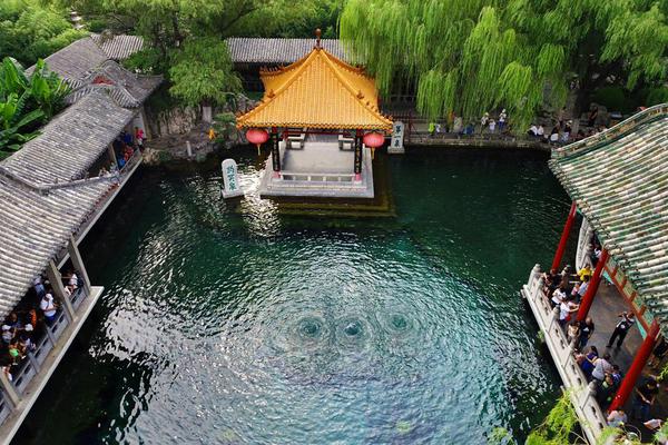郑恺录跑男被曝耍大牌?这已经不是他第一次了_9929外贸网站