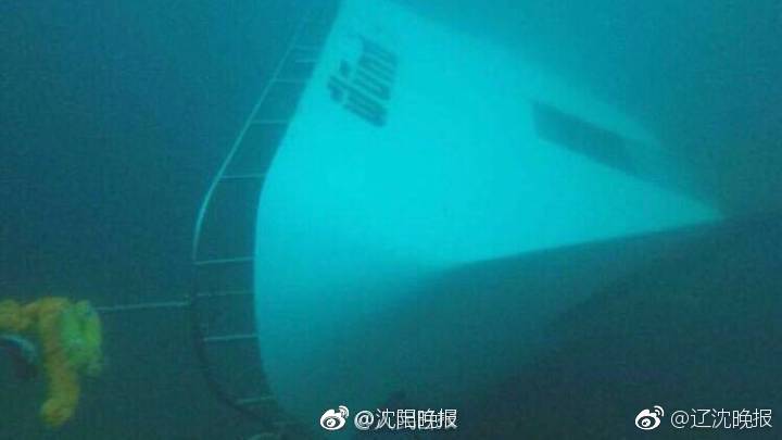 江苏查获近万双名牌运动鞋