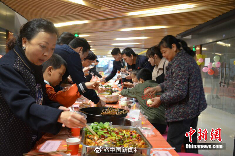 宝宝哭闹要不停拿零食哄?_600G防御挂机宝