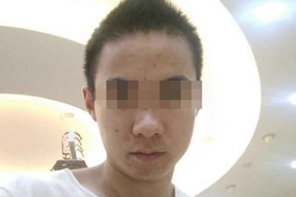 亚马逊AI考核:你是不是世界首富的兄弟