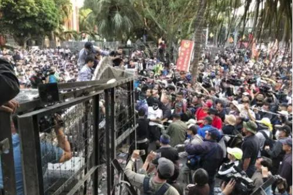 宁国公主为何选择自我毁容_云渲染