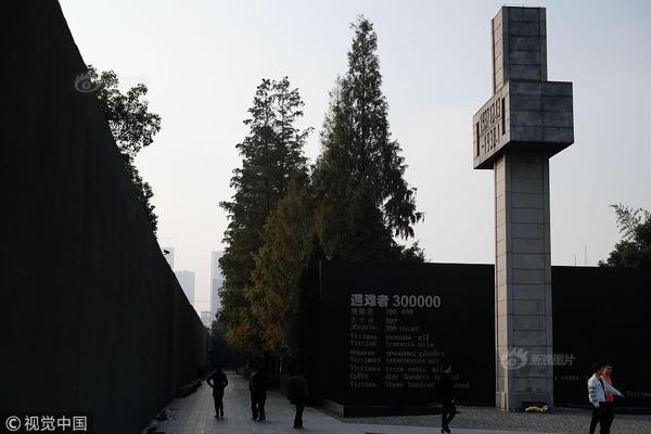 库里首节手指脱臼虚惊一场_CN2服务器大内存