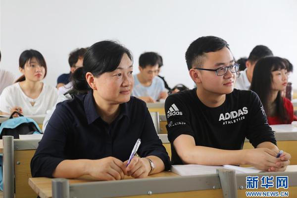 李昊桐出战2019中国公开赛_CN2服务器高防