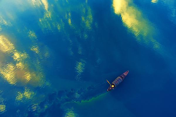 .RED域名