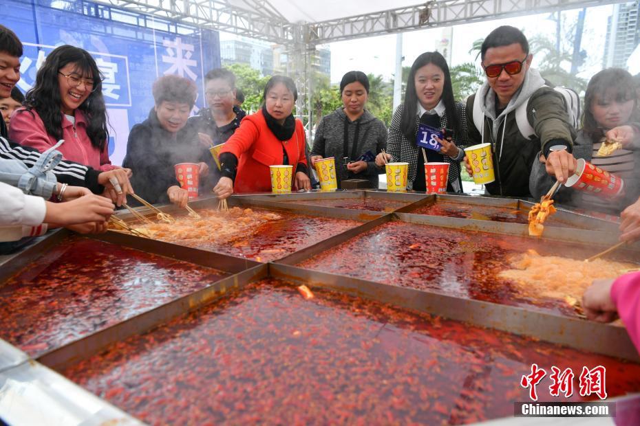 A域名怎么跳转到B域名_CUII云服务器