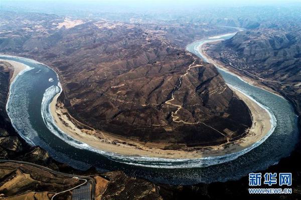 囧途：成都飞马代航班延误 近百旅客机场通宵枯坐_CN2 AI服务器