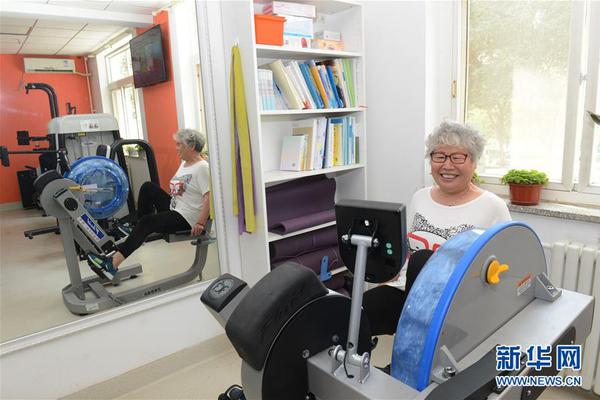 易建联成内线独苗抗重任 疆粤G3挑战大杜锋耐心抠细节_挂机宝页游挂机