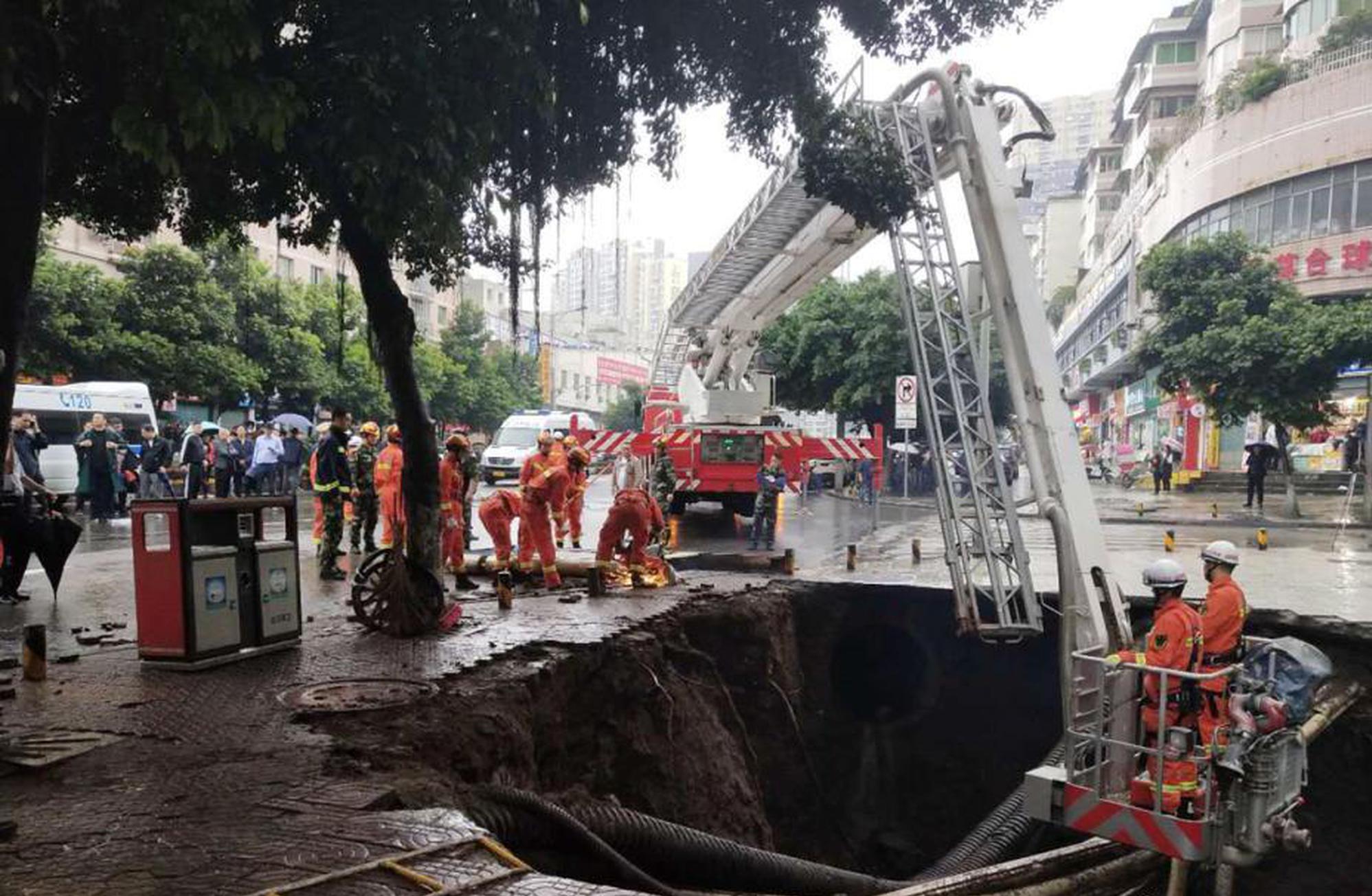 鲁政委等：如何理解央行的利率“舒适区”_CN2数据备份