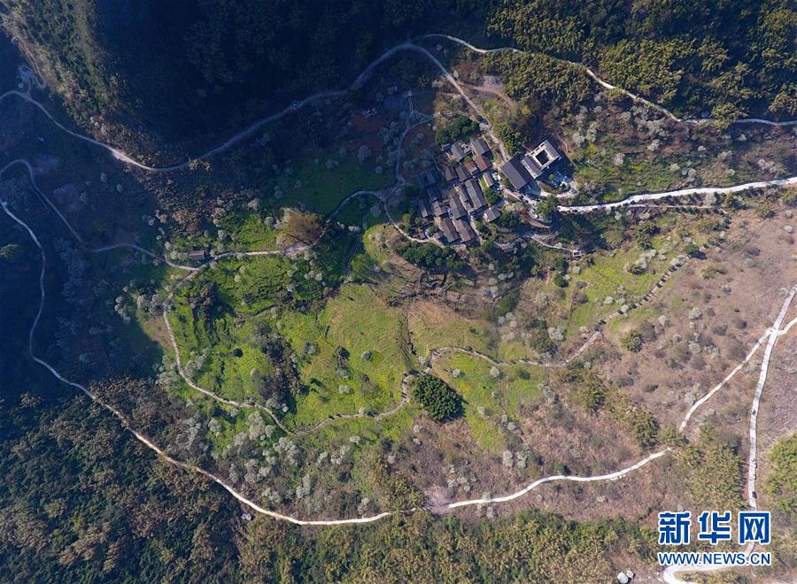为什么歼-20用减速伞,而F-22不用,是技术落后吗?_挂机宝挂游戏