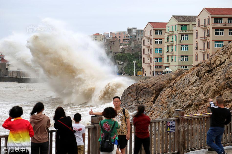 日本建筑师自称宋朝摄影师?