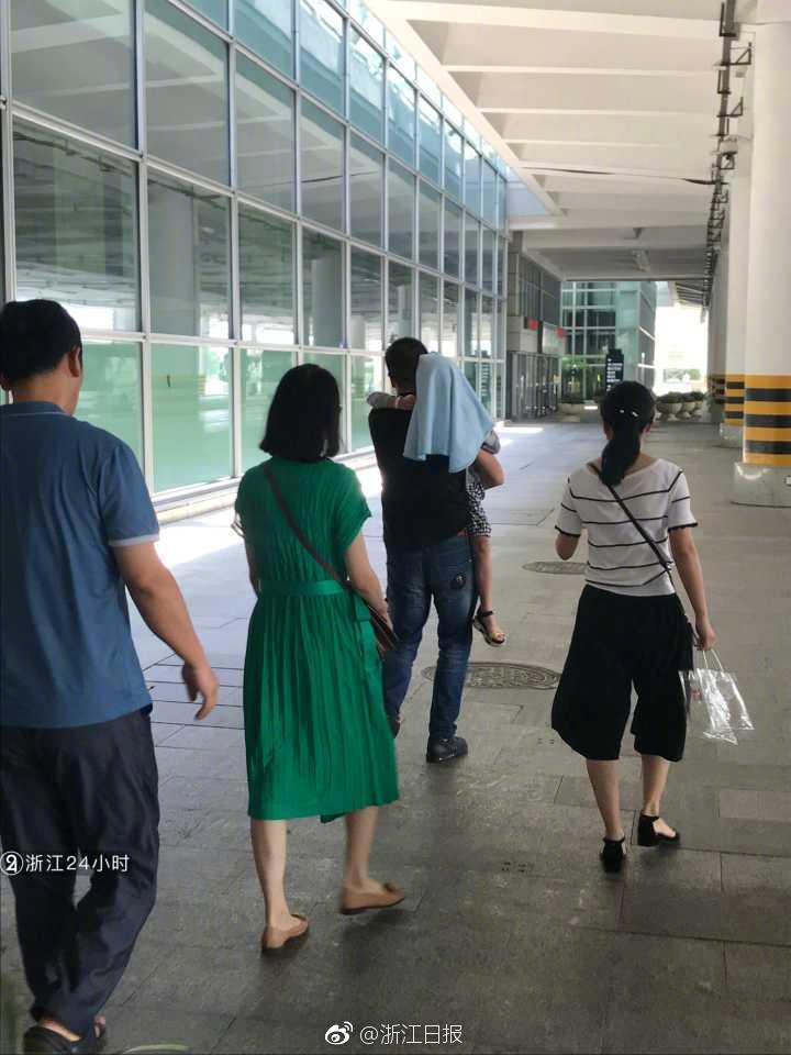 杜伽Taurus K320银轴白光版机械键盘评测