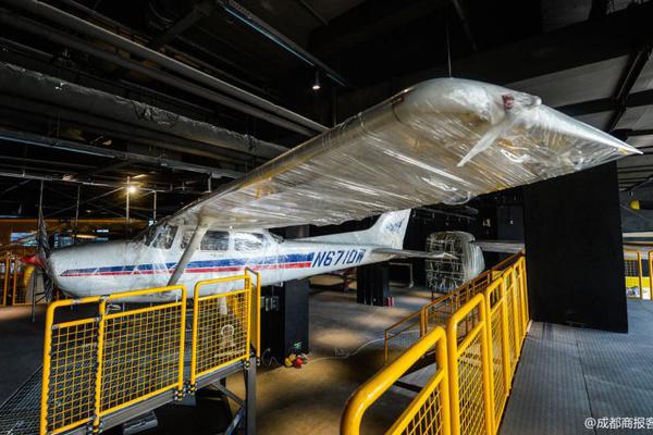 SHOP域名后缀什么含义_电商云电脑