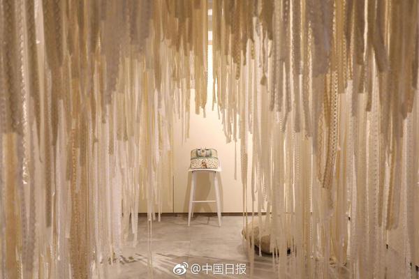 不帅的男人如何靠气质取胜_挂机宝香港