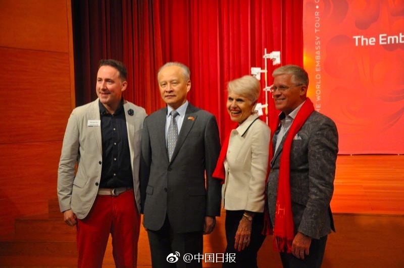 他为中国导弹雕刻翅膀 零件厚度仅头发丝的1/16(图)_联通9929线路