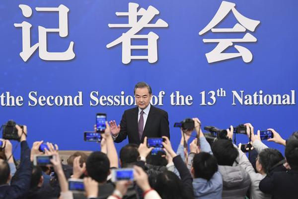 和董明珠公开“宣战”,结果自家利润跌1109%,“甩锅”给大环境