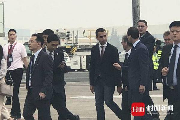 ELLEMEN:这些礼物,才是给男生的浪漫_9929容器部署