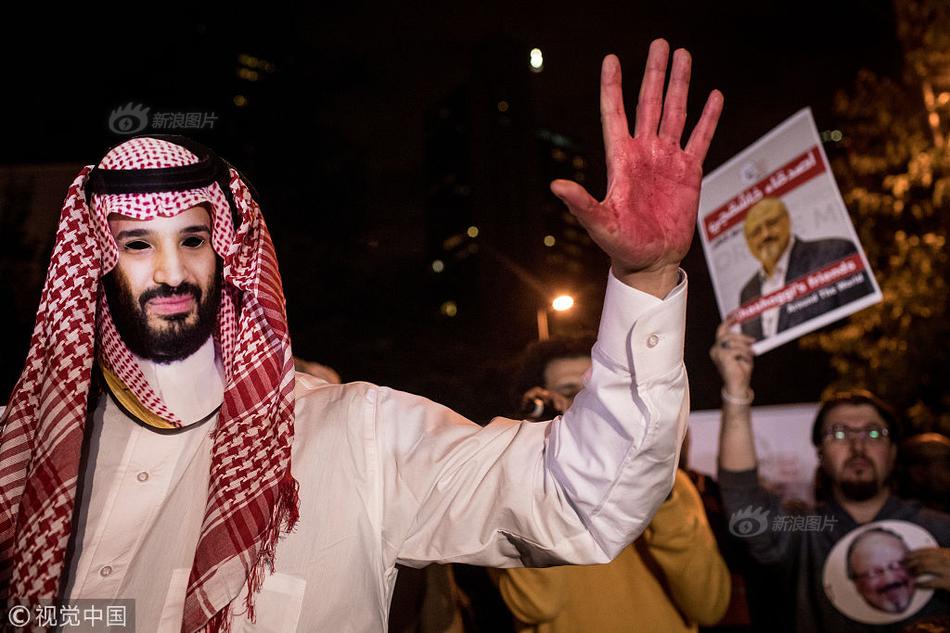 在这台车面前,埃尔法就是个“小弟”!