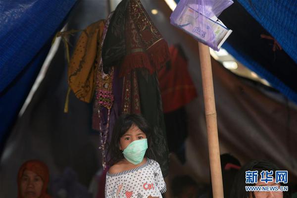 出于对中国这个伟大国家的尊重,我觉得有必要跟大家宣布关于 我放_云服务器购买