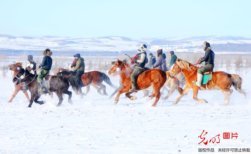习近平同梅迪纳互致贺电_CN2服务器防御
