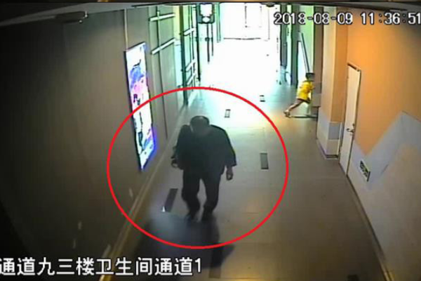 小伙一夜
