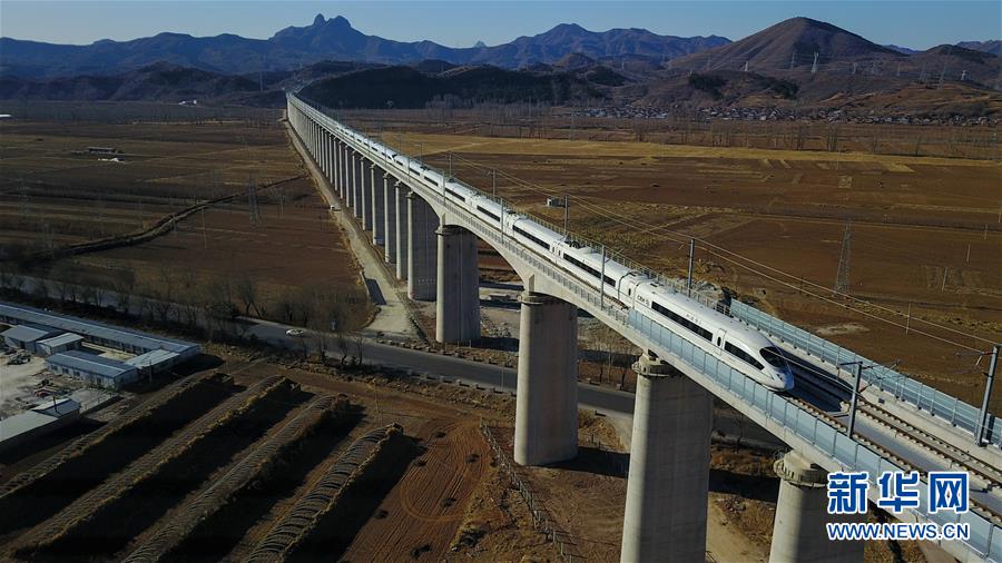 北大学生逼得胡适汗流夹背_CN2服务器评测