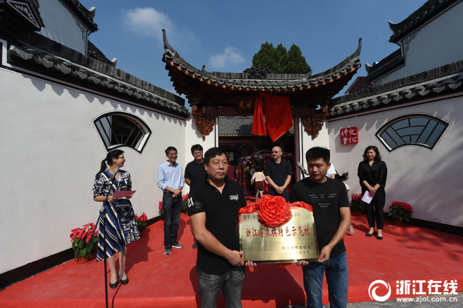 小马宝莉友谊的魔力小马国里的魔法表演女孩们的友谊_云电脑加内存