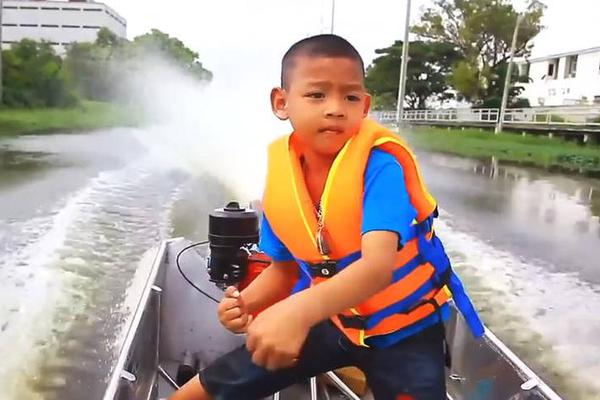 如何购买域名 怎么谈判价格_CUII云服务器
