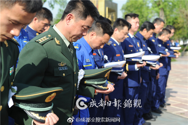 RED域名不备案怎么解析_云电脑替代传统电脑
