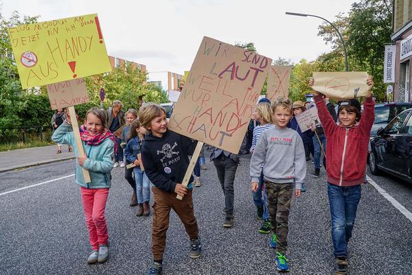 清新健气绿!John Elliott x Nike LeBron Icon又添新配色!_挂机宝Windows