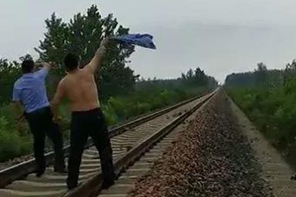 韩非法偷拍猖獗 视频供色情网站直播!_9929实测