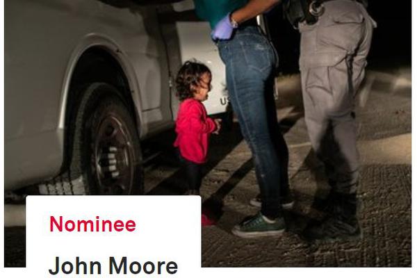 他嚣张到拿仙露漱口，甩帝兵砸人_挂机宝挂机器人