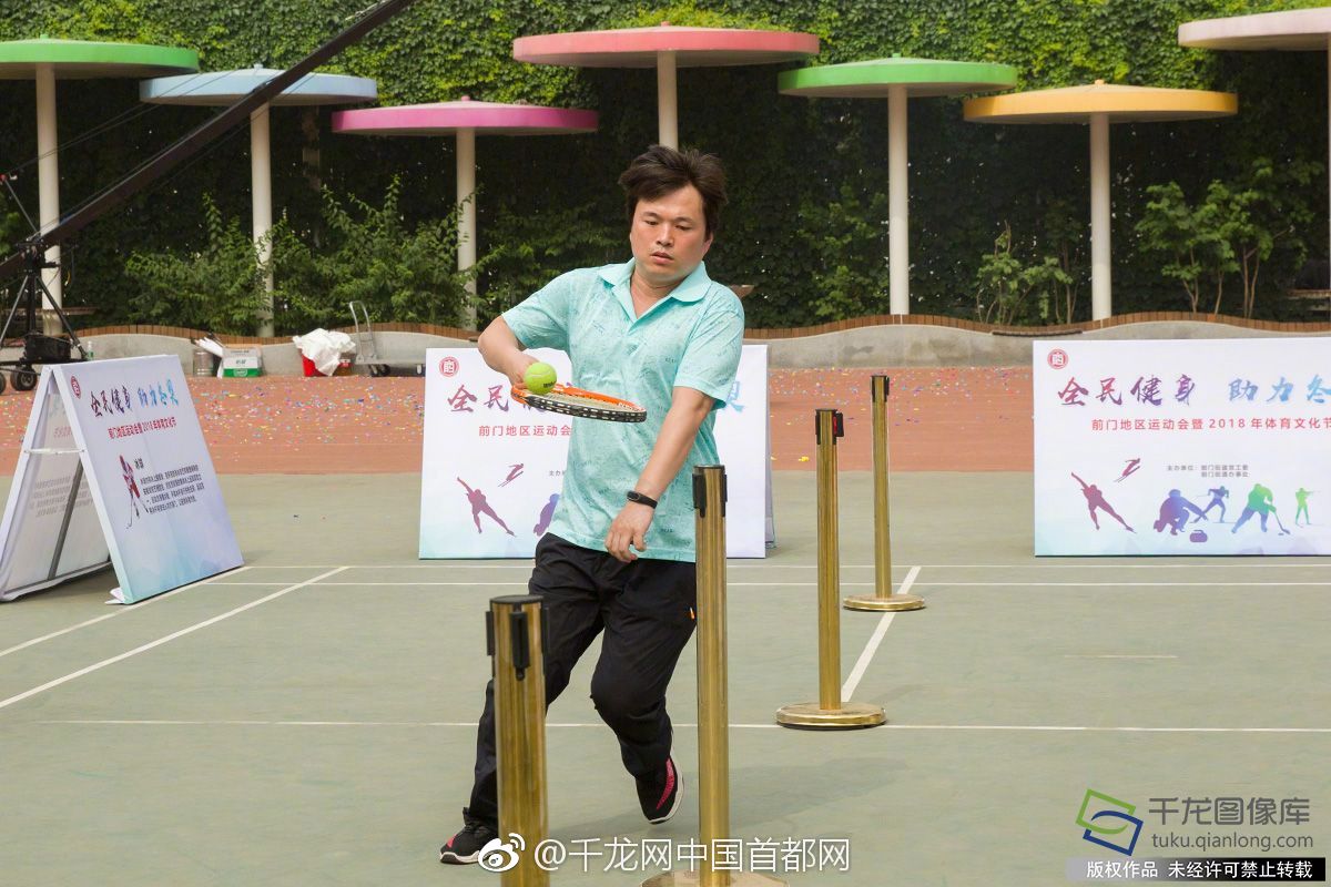 因奔驰销量下滑 戴姆勒Q1运营利润下降16%_DevOps云服务器