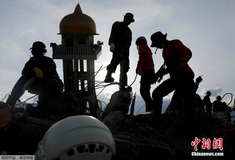 因为这原因 江苏禁止学生带手机和平板进课堂_挂机宝远程连接